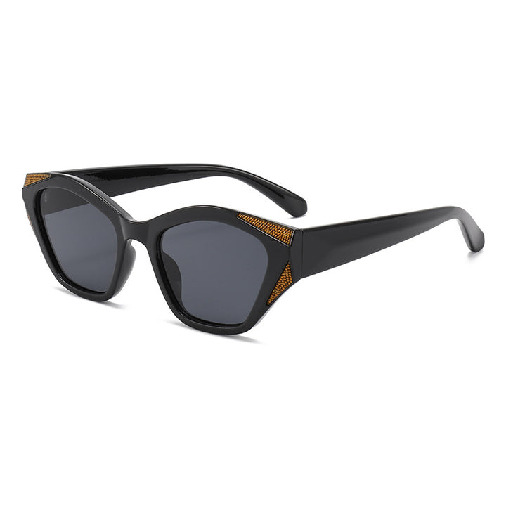 Women's fashionable oversized sunglasses with glittering accents Bowlift