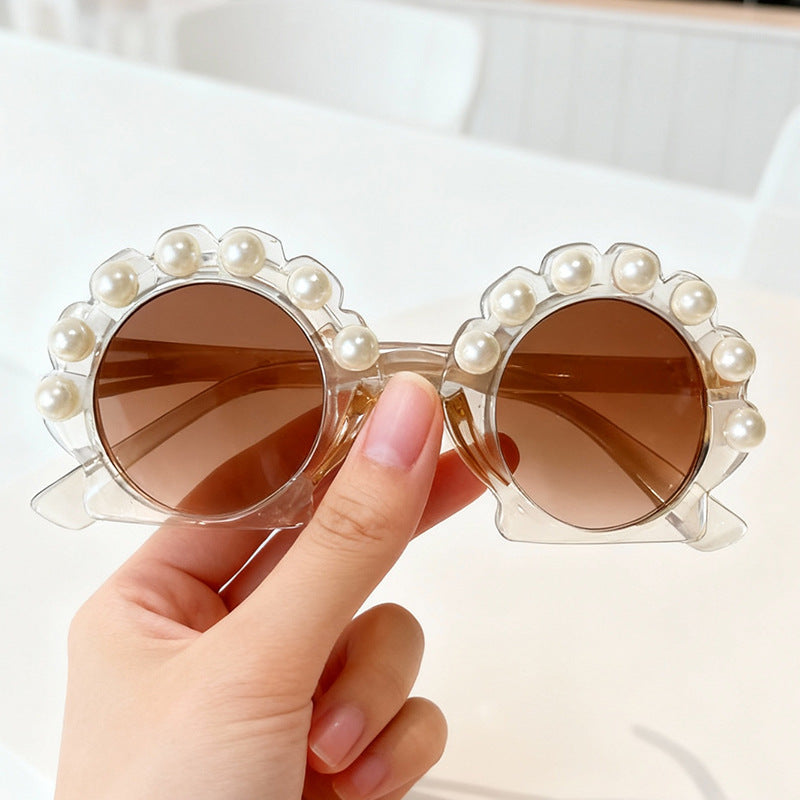 Pearl-Accented Vintage Inspired Sunglasses Bowlift