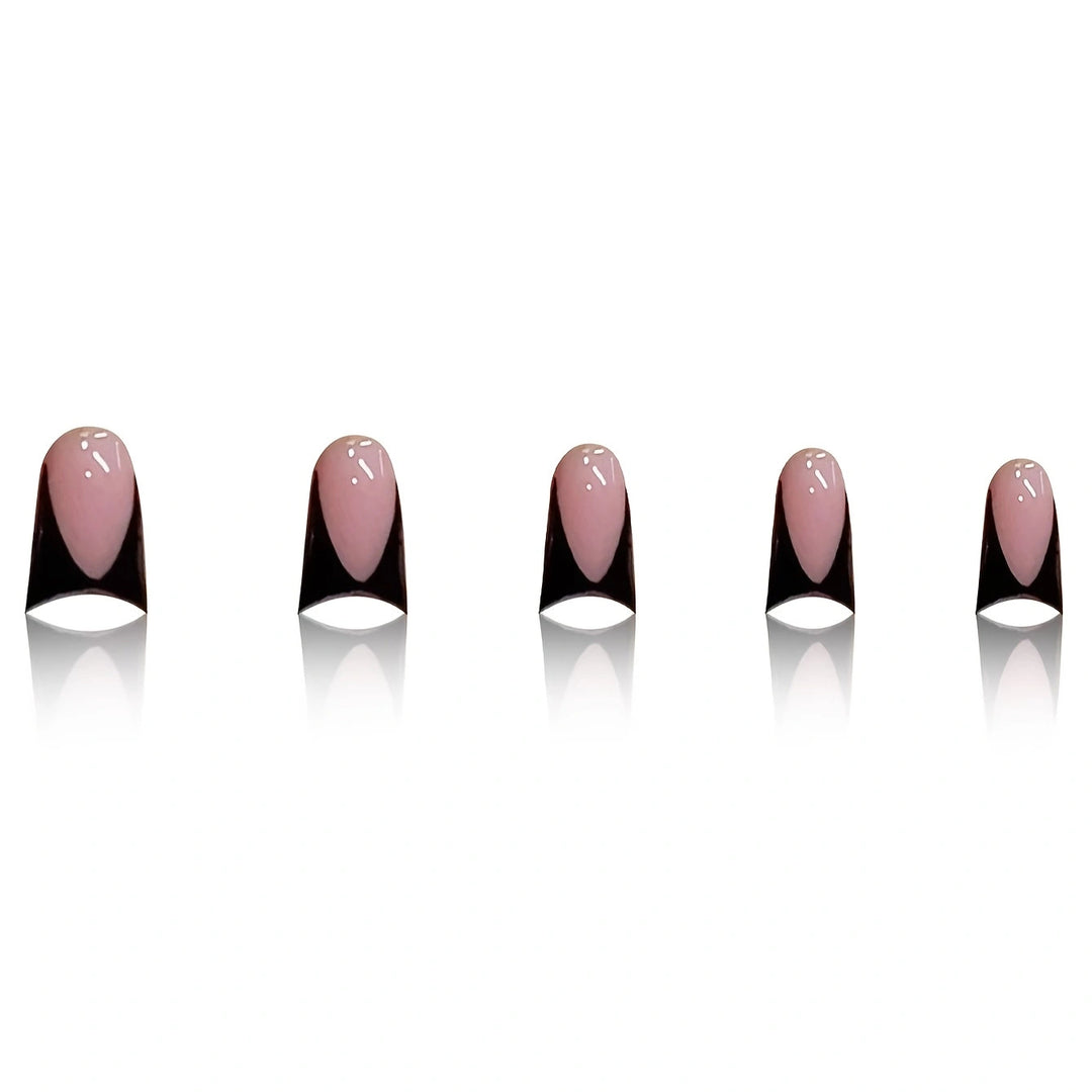 Trendy Stiletto Nail Art Bowlift