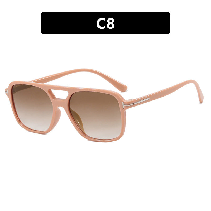 Women's fashionable sunglasses in striking leopard print Bowlift