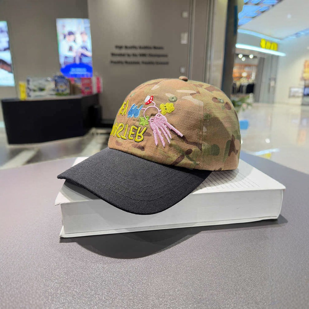 Unisex Embroidered Camo Cap Bowlift