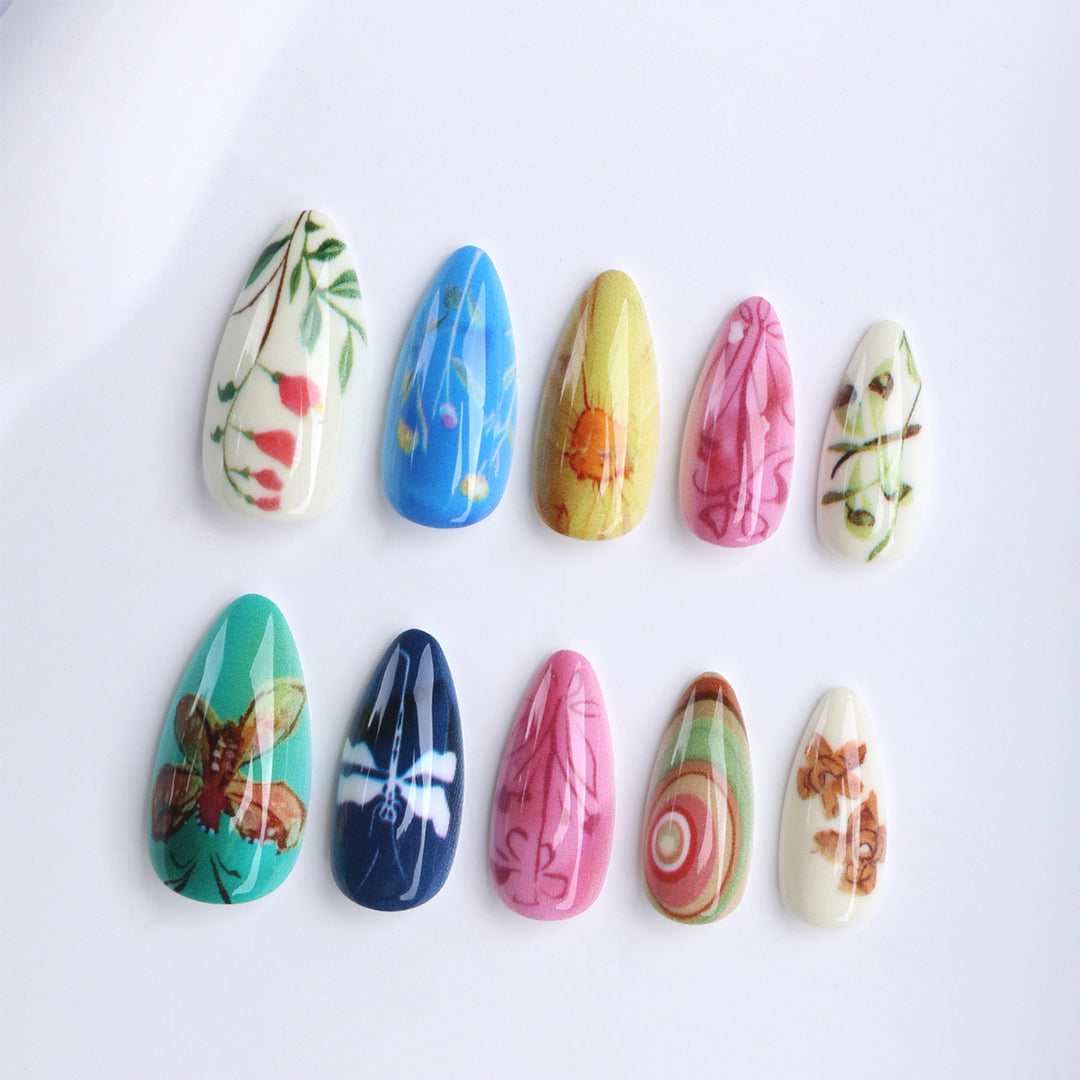 Creative artificial nails with botanical motifs Bowlift