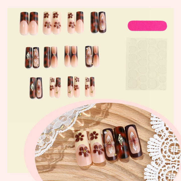 Floral Press-On Nail Set Bowlift