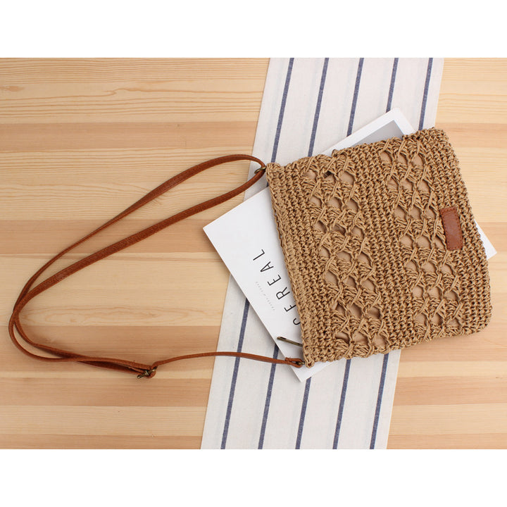 Handbag with Fashionable Braided Pattern Bowlift