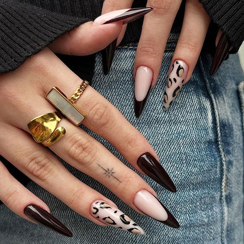 Elegant Stiletto Press-On Nail Set Bowlift