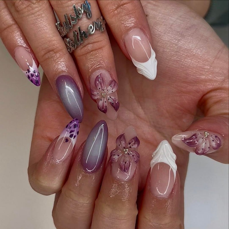 Animal-Inspired Press-On Nail Art Set Bowlift