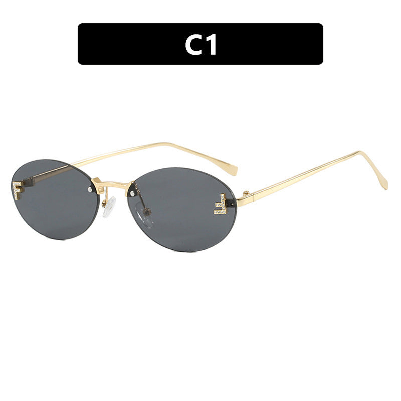 Women's fashionable sunglasses with elegant, round lenses and delicate metal frame Bowlift