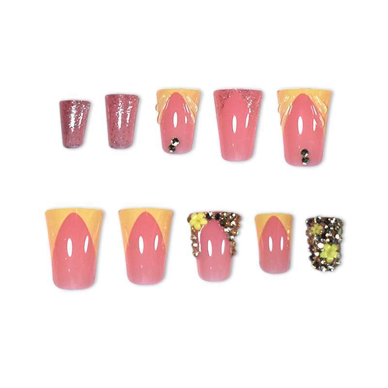 Decorative Floral and Rhinestone Press-On Nails Bowlift