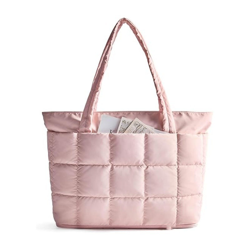 Practical Tote Bag with Quilted Design Bowlift