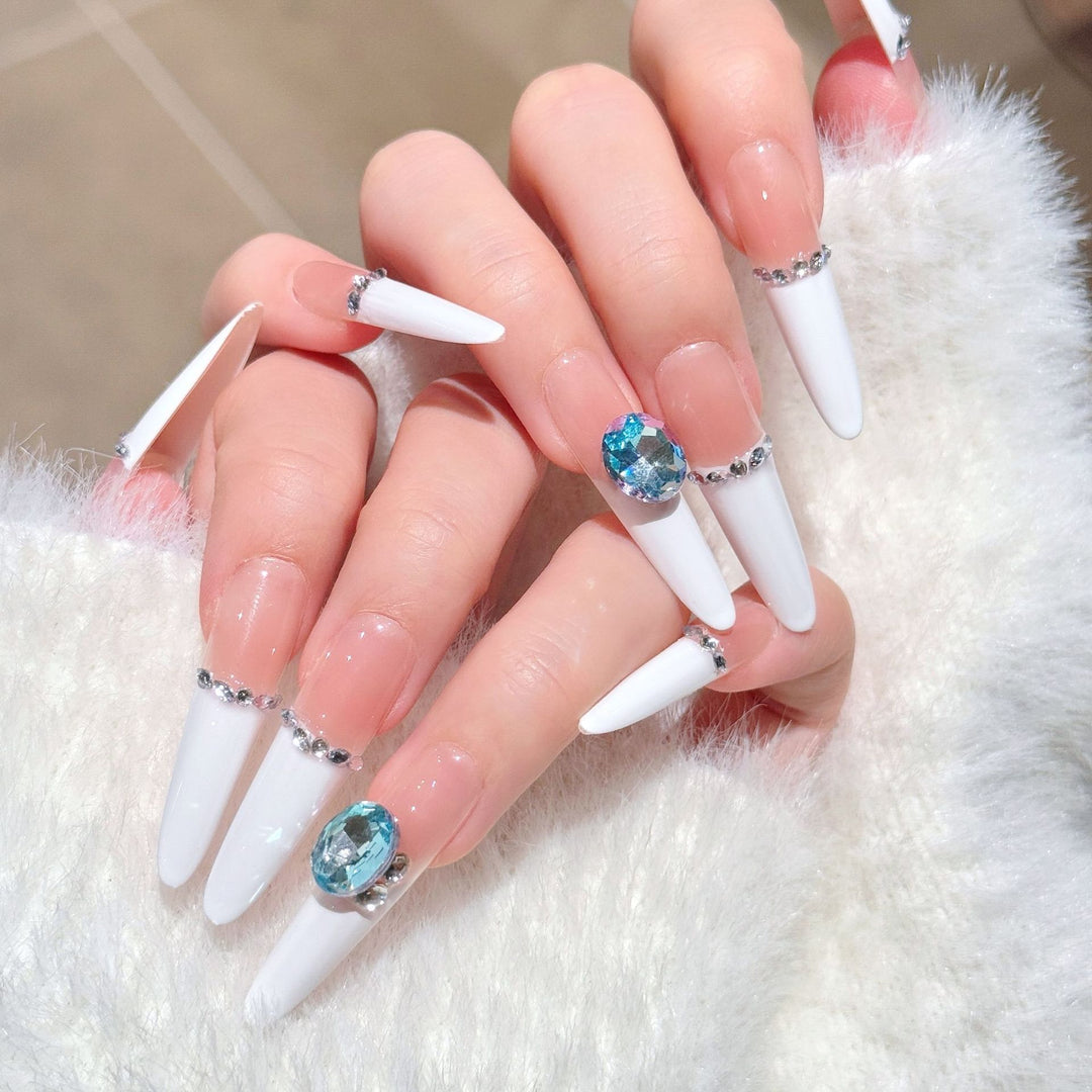 Luxury Rhinestone-Accented Stiletto Press-On Nail Art Bowlift