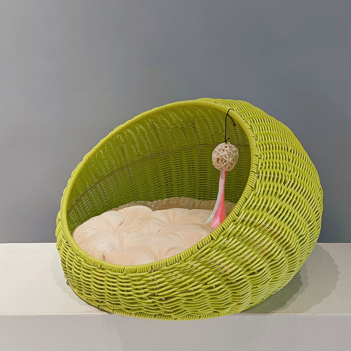 Cozy cat bed made of woven natural material Bowlift
