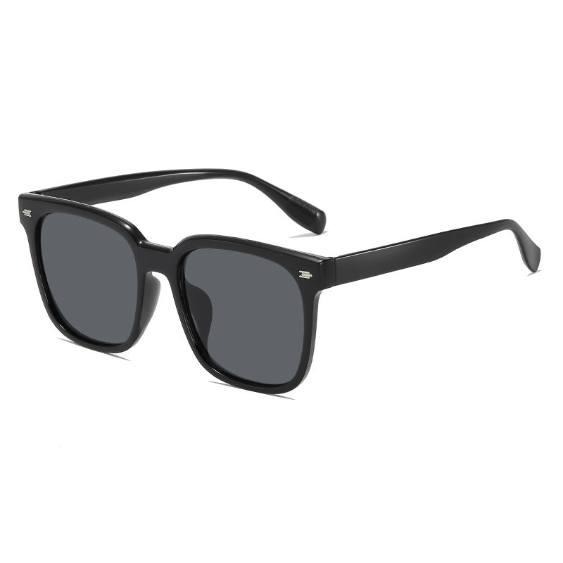 Stylish Oversized Sunglasses Bowlift