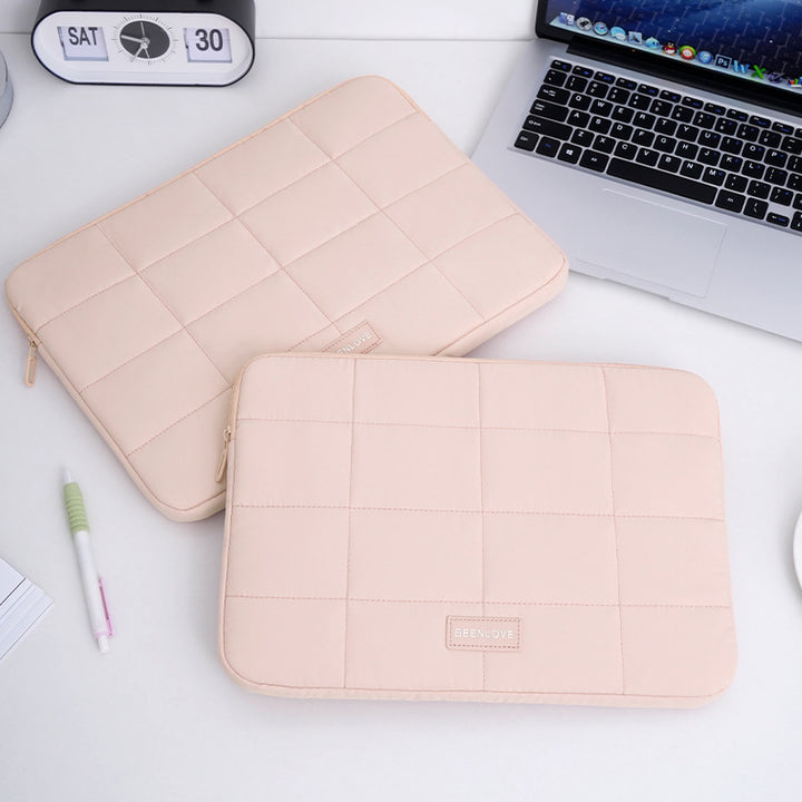 Quilted Slim Padded Laptop Sleeve with Shock-Absorbent Padding Bowlift
