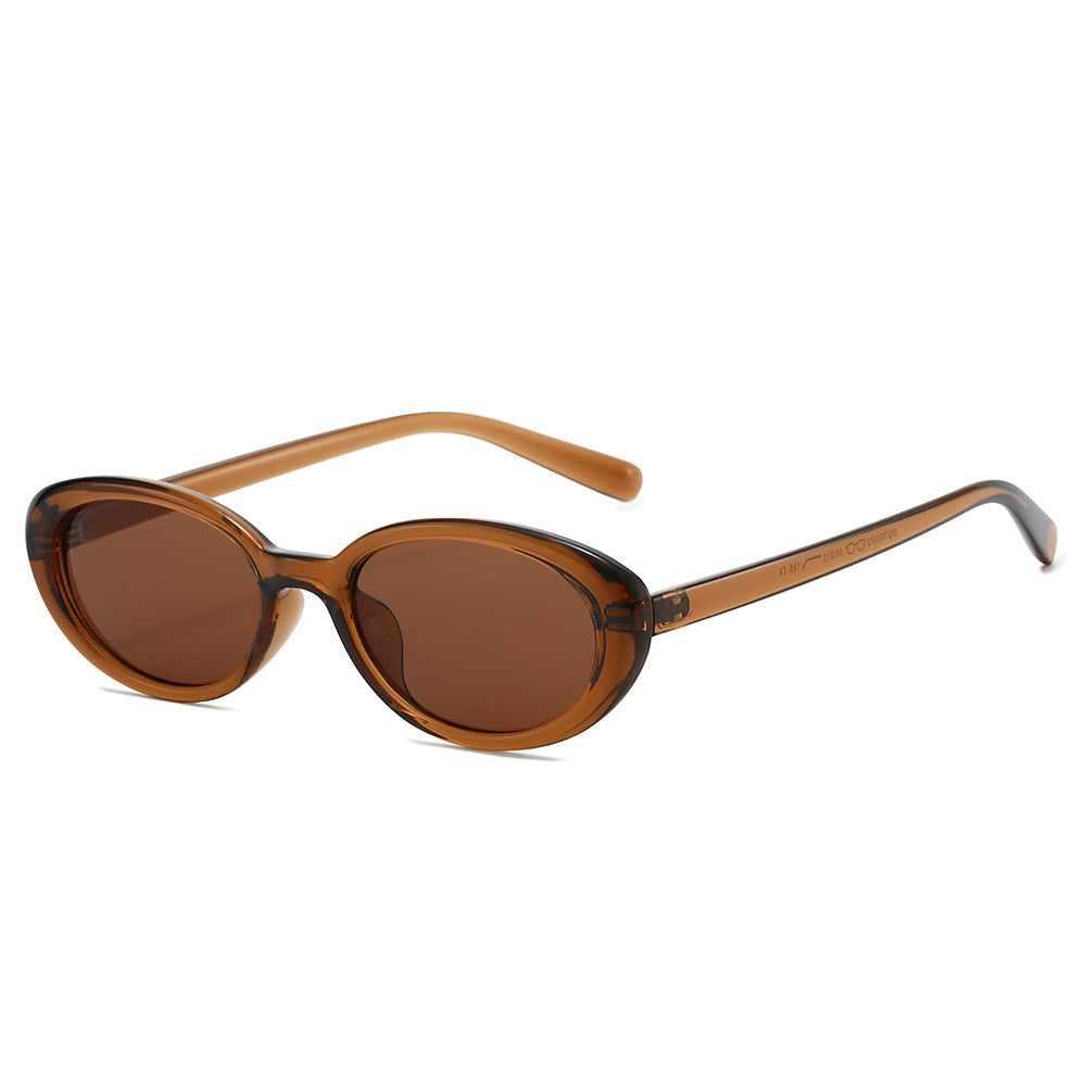 Retro-Inspired Cat-Eye Sunglasses with Transparent Frames Bowlift