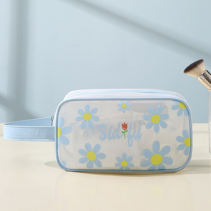 Fashionable and Practical Cosmetic Bag Bowlift