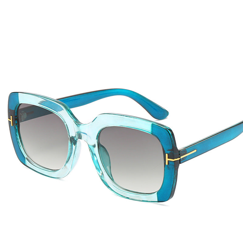 Oversized Fashion Sunglasses with Gradient Lenses Bowlift