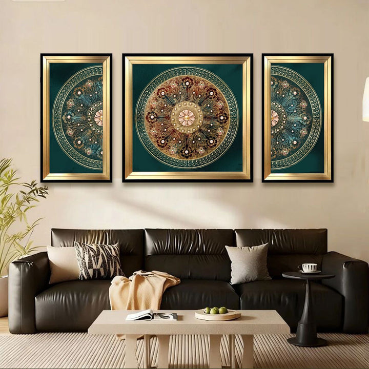 Decorative framed art set