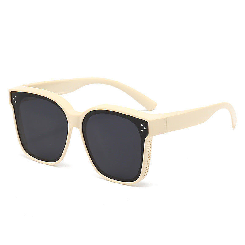 Retro-Futuristic Square Frame Sunglasses