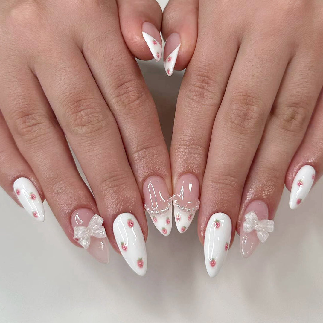 Elegant Stiletto artificial nails with floral patterns Bowlift