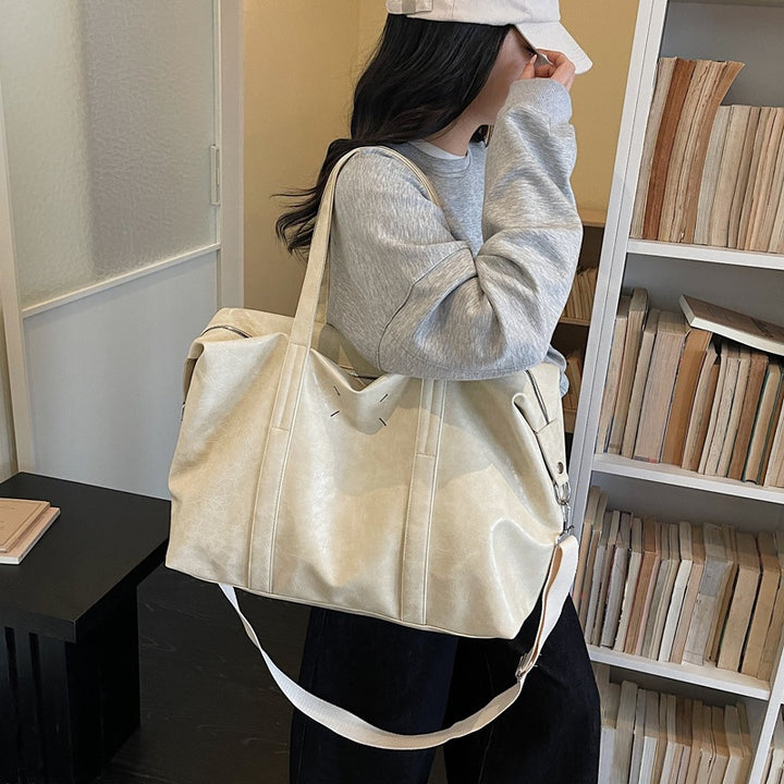 Elegant and Practical Travel Bag Bowlift