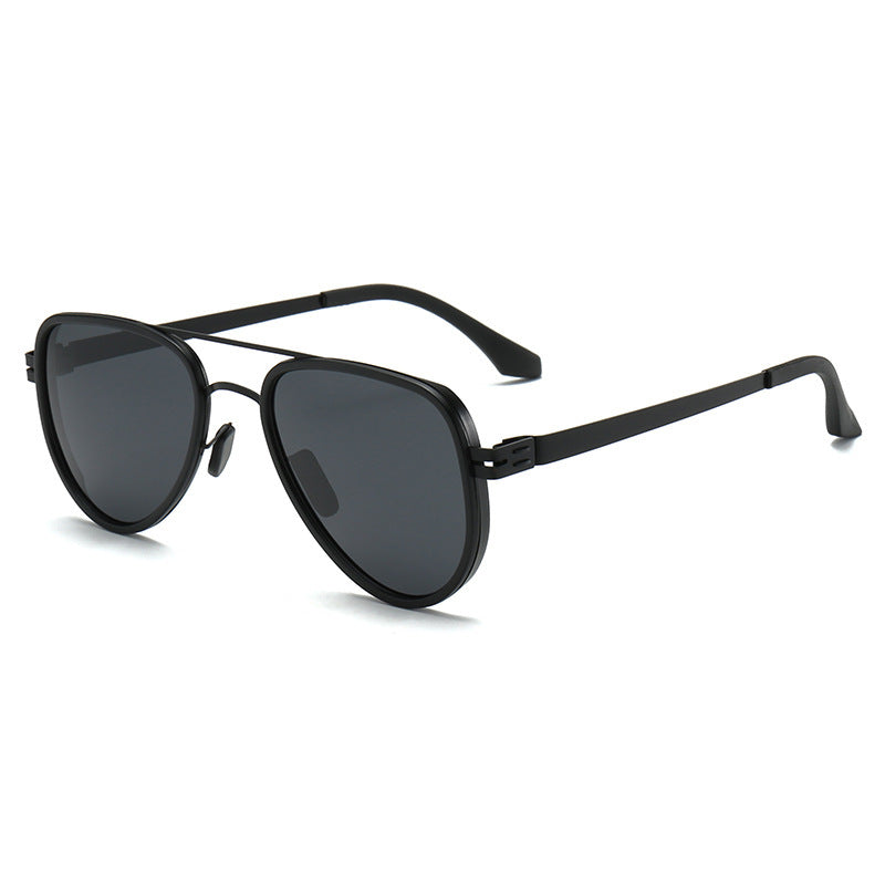 Women Aviator Sunglasses with robust metal frame and polarized lenses Bowlift