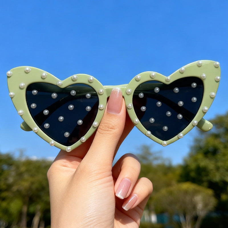 Pearl-Embellished Heart-Shaped Sunglasses Bowlift