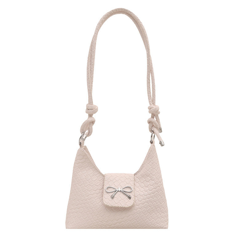 Chic Woven Handbag Bowlift