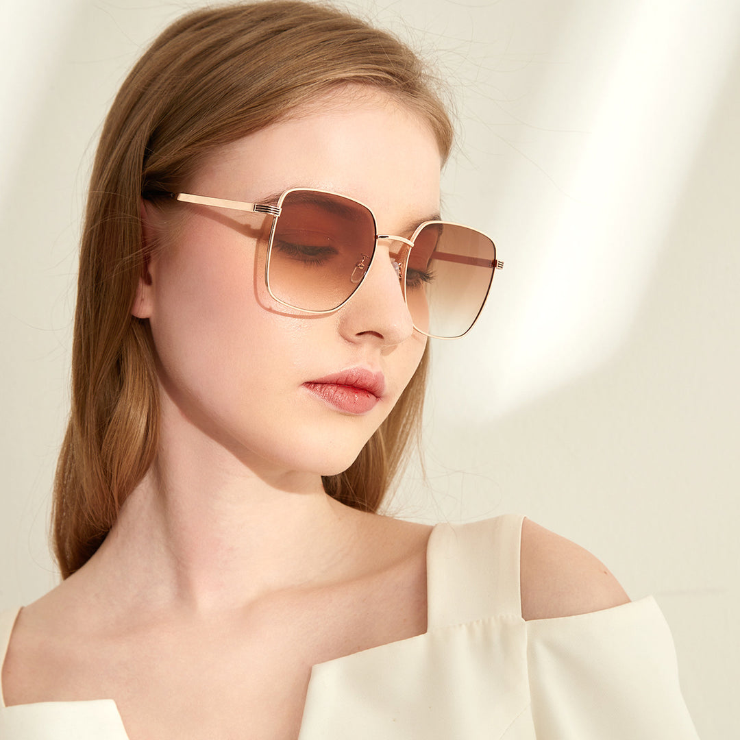 Women's square sunglasses with elegant metal frame and mirrored lenses Bowlift