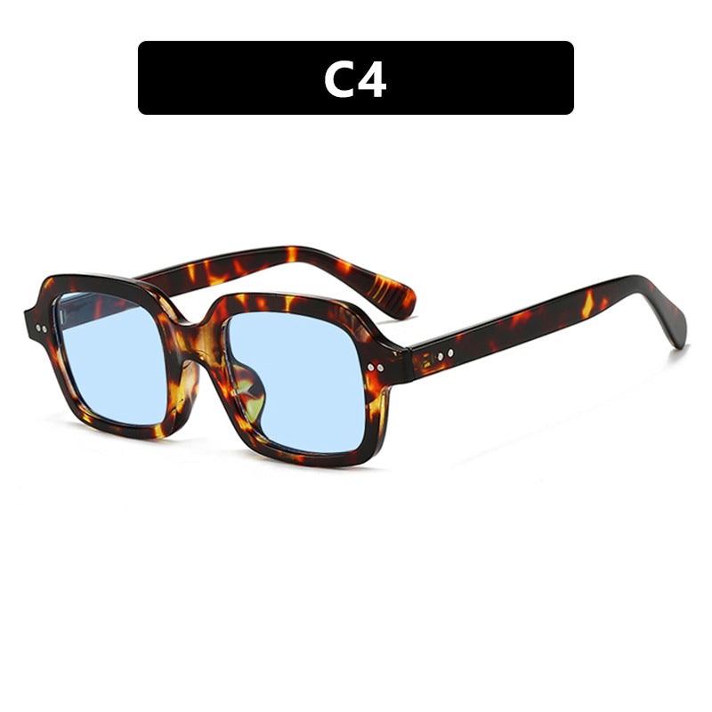 Ladies modern square sunglasses with wide frame and elegant design Bowlift