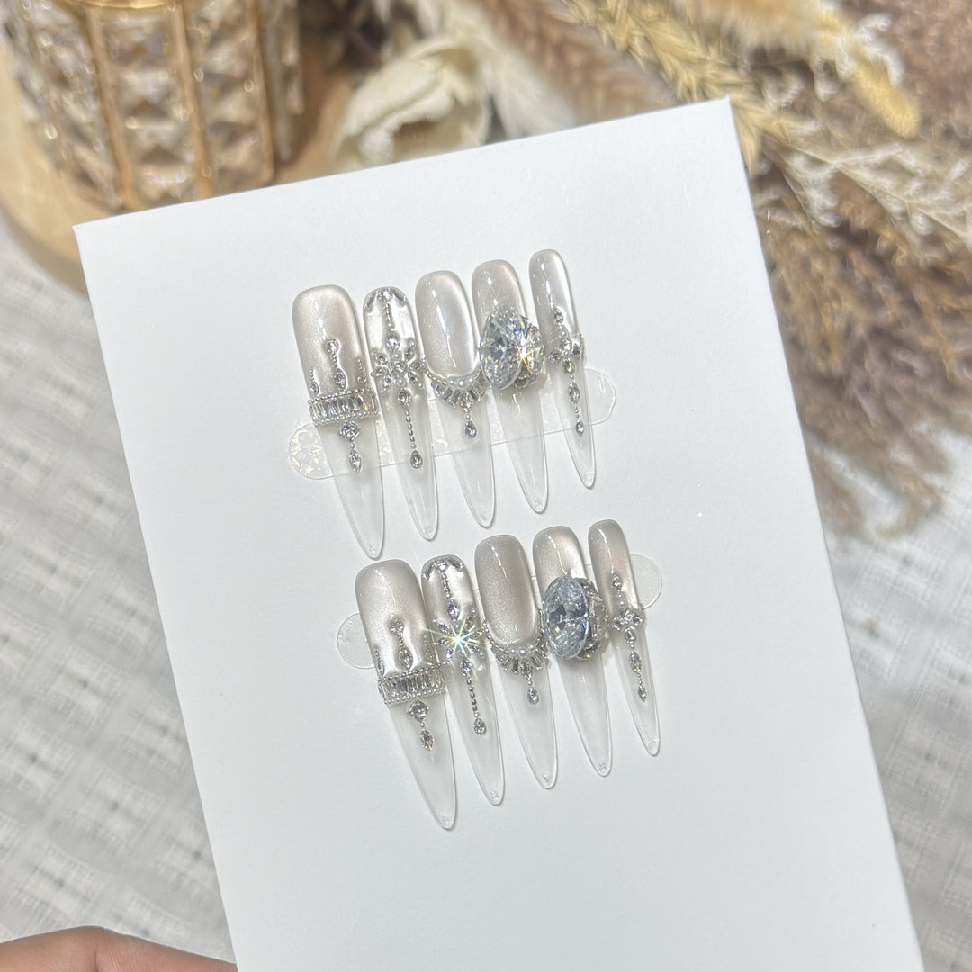 Premium Rhinestone-Embellished Press-On Nail Set Bowlift