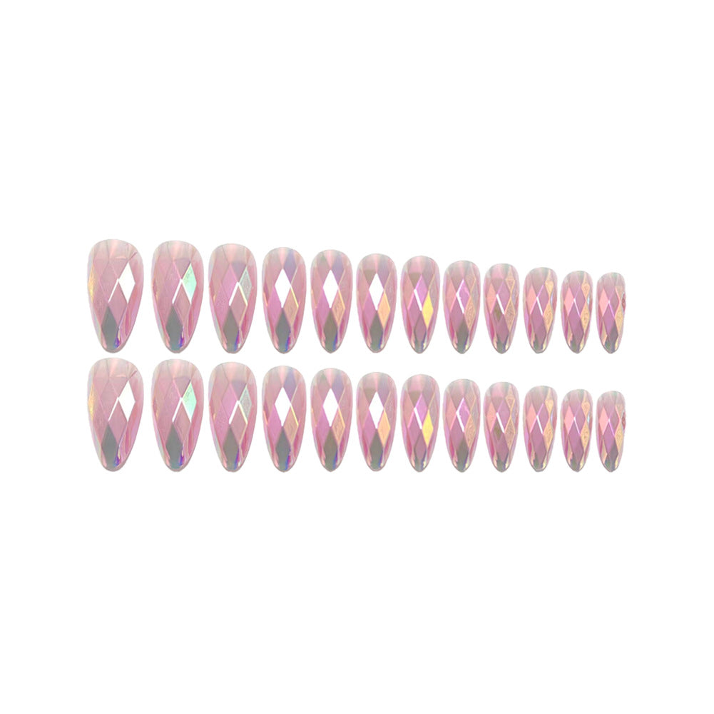 Shiny Artificial Nails in Modern Faceted Design Bowlift
