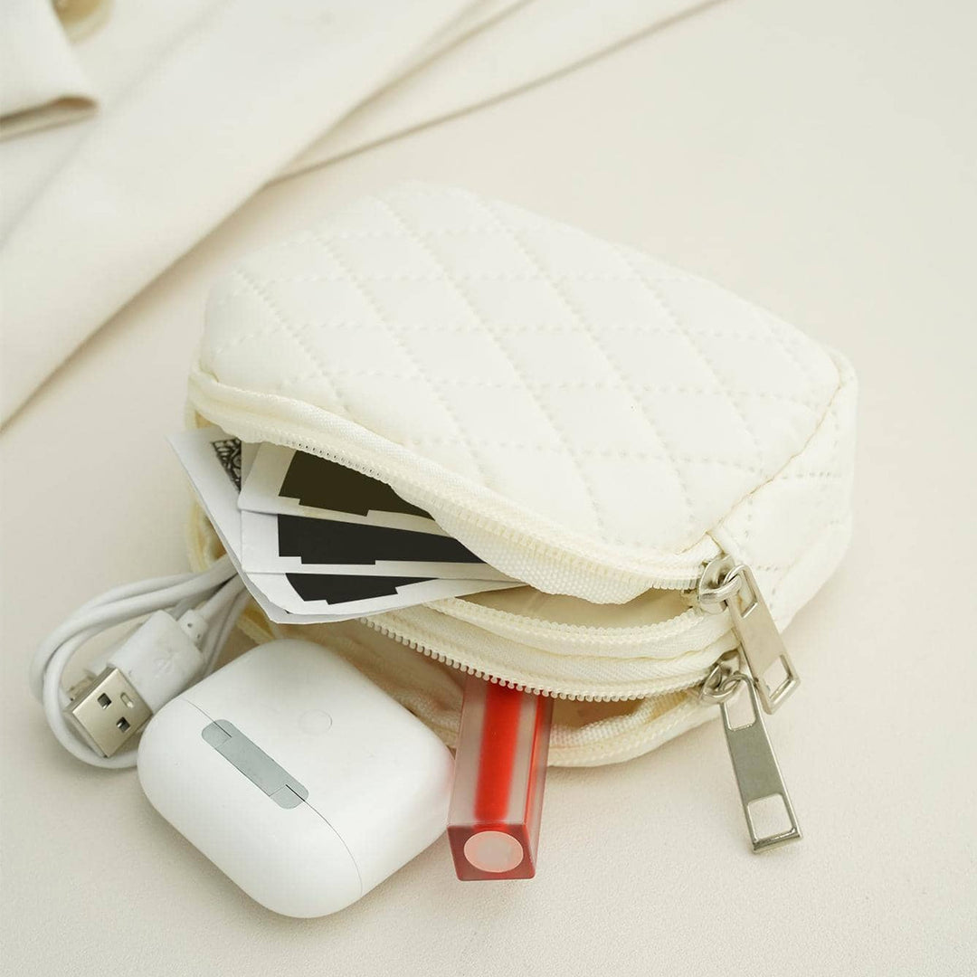 Practical and Stylish Cosmetic Bag Bowlift