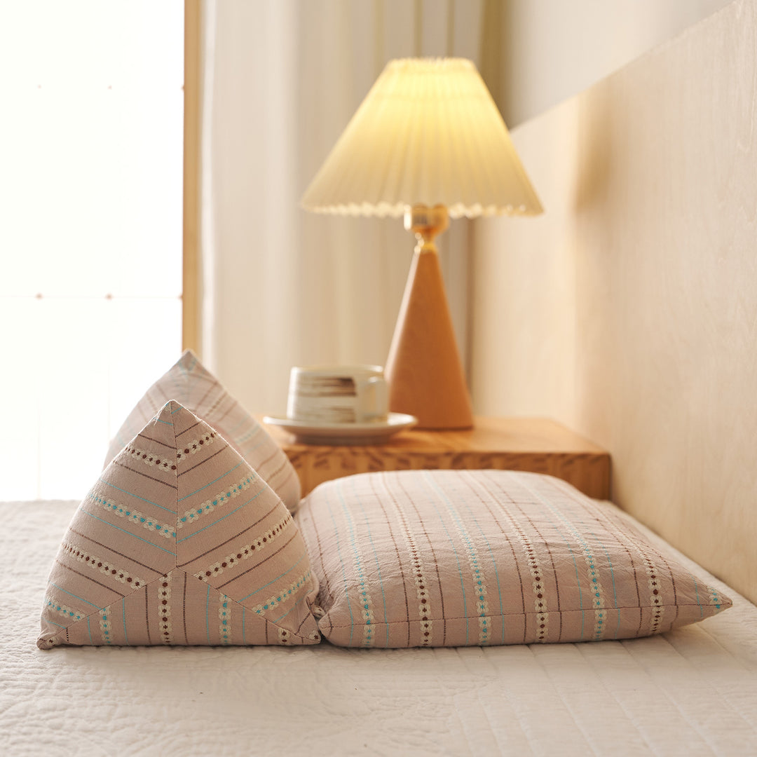 Comfortable sleeping pillows with ergonomic support Bowlift