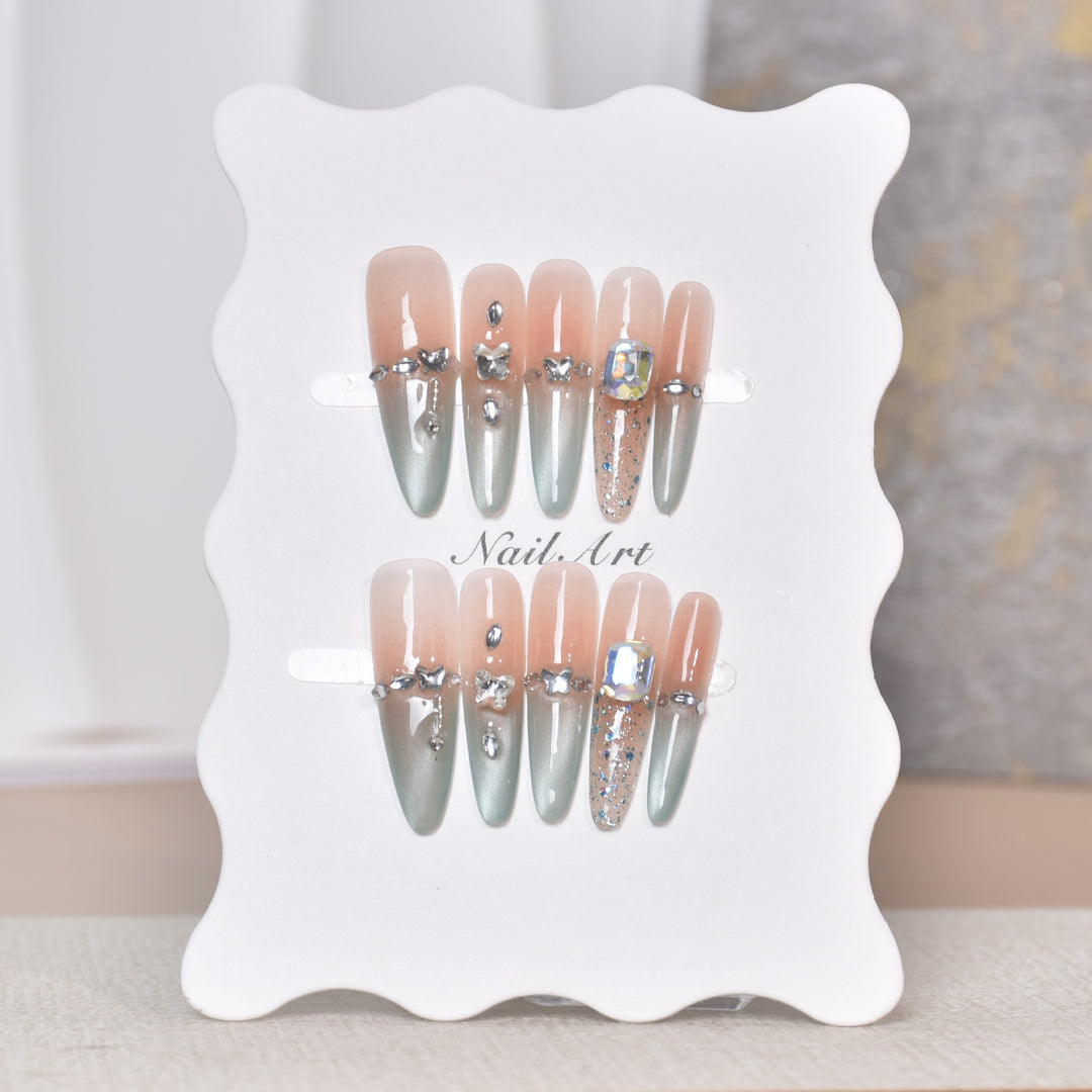 Artistic Rhinestone-Embellished Stiletto Press-On Nail Set Bowlift