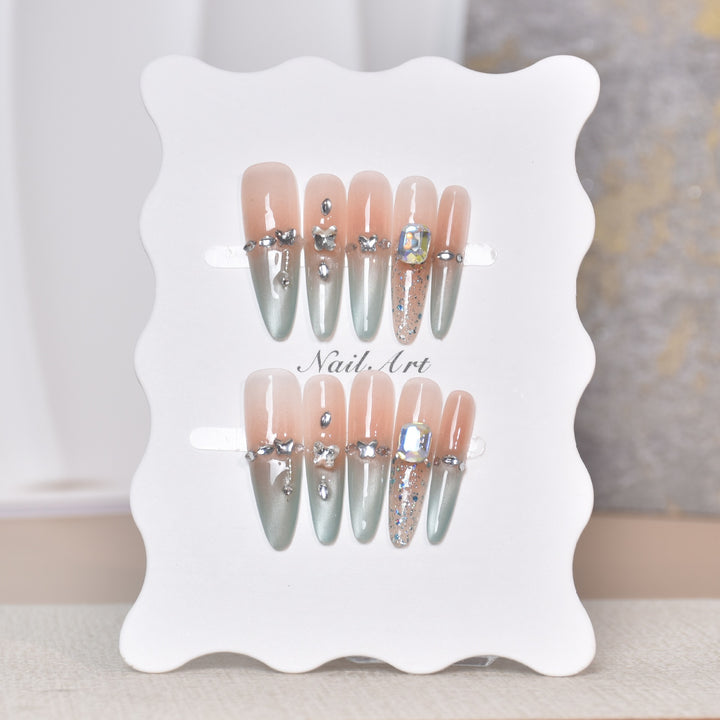 Artistic Rhinestone-Embellished Stiletto Press-On Nail Set Bowlift