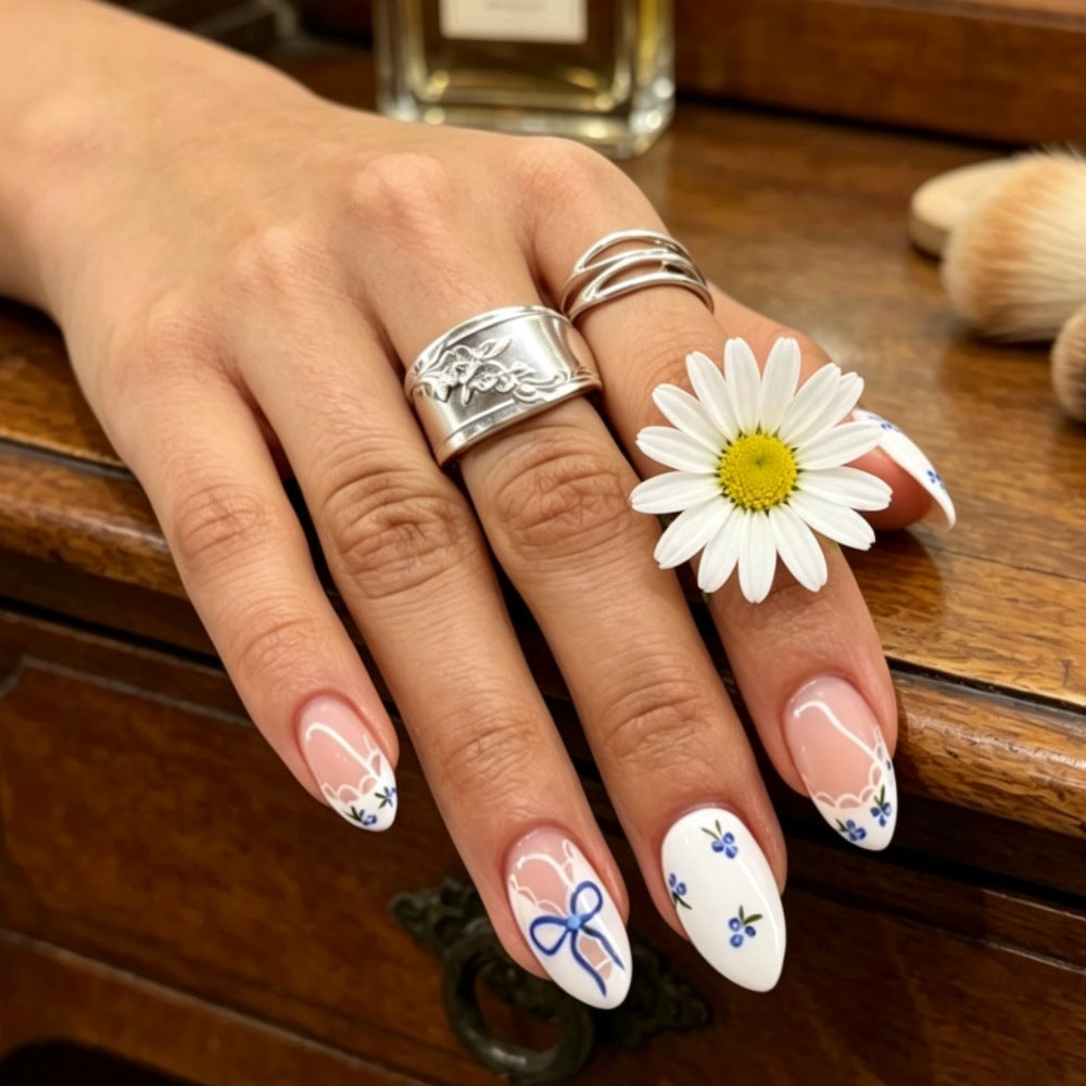 Chic Almond-Shaped Press-On Nail Set Bowlift