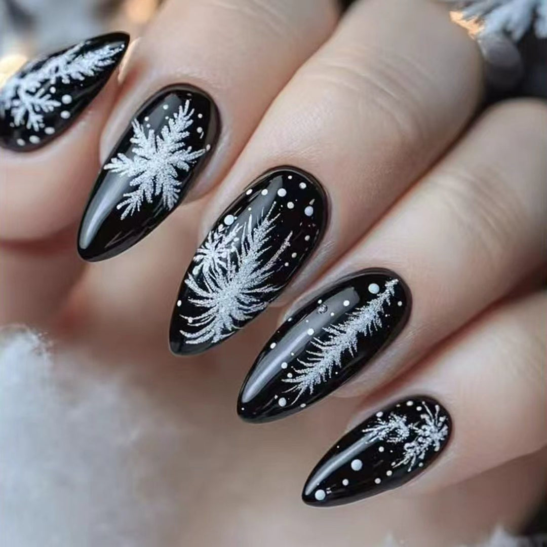 Elegant Artificial Nails with Snowflake Design Bowlift