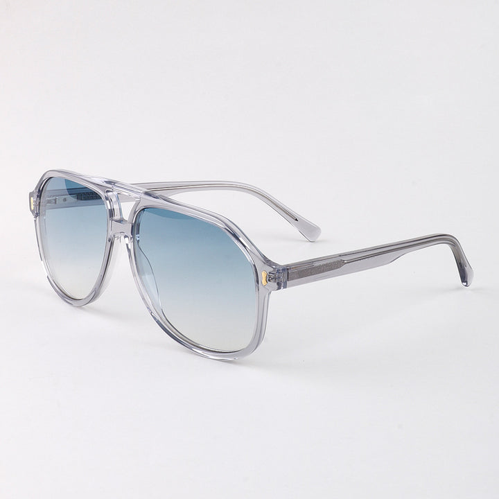 Women's modern sunglasses with innovative Bowlift frame