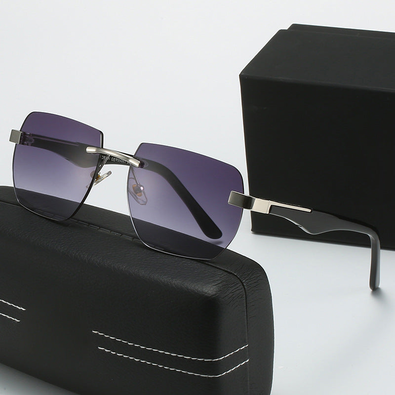 Women's Fashion Sunglasses in Modern Geometric Design Bowlift