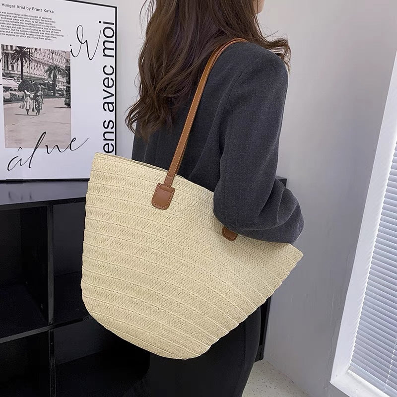 Handcrafted Beach Bag Made of Natural Material with Sturdy Handles Bowlift