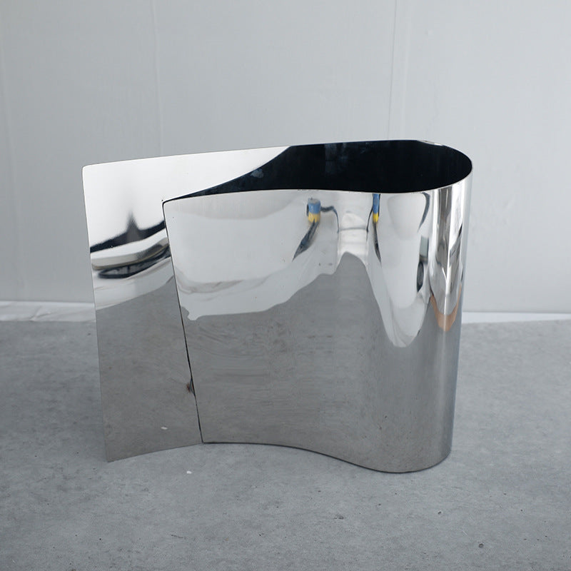 Modern Minimalist Decorative Metallic Waste Basket