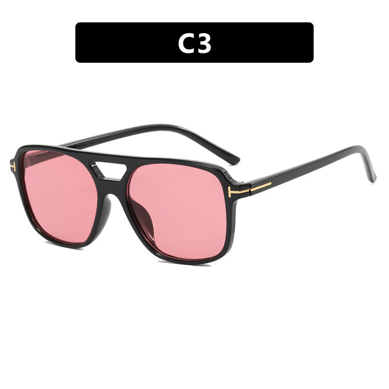 Ladies stylish sunglasses in modern rectangular design Bowlift