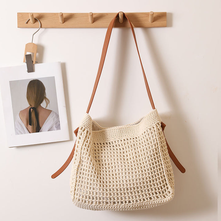 Handcrafted Cowhide Shoulder Bag Bowlift