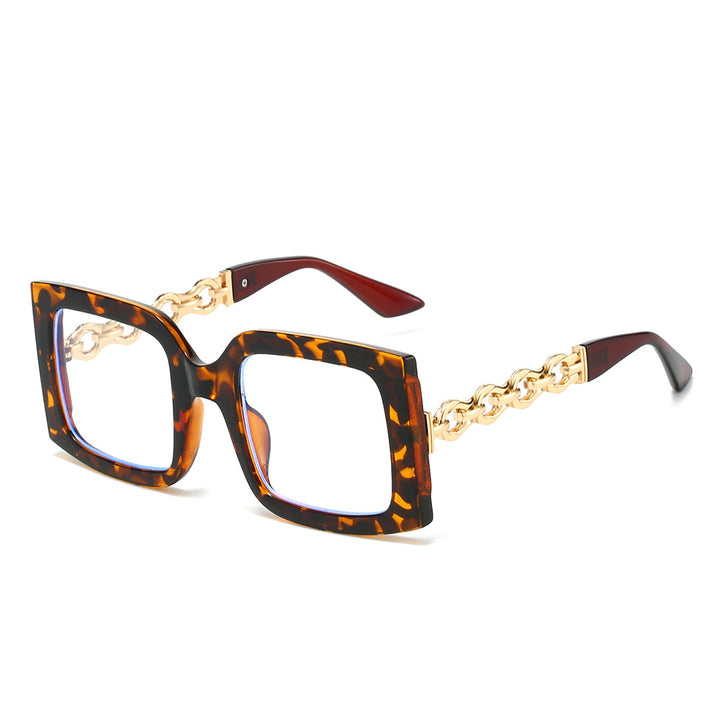 Ladies elegant sunglasses with luxurious chain details Bowlift