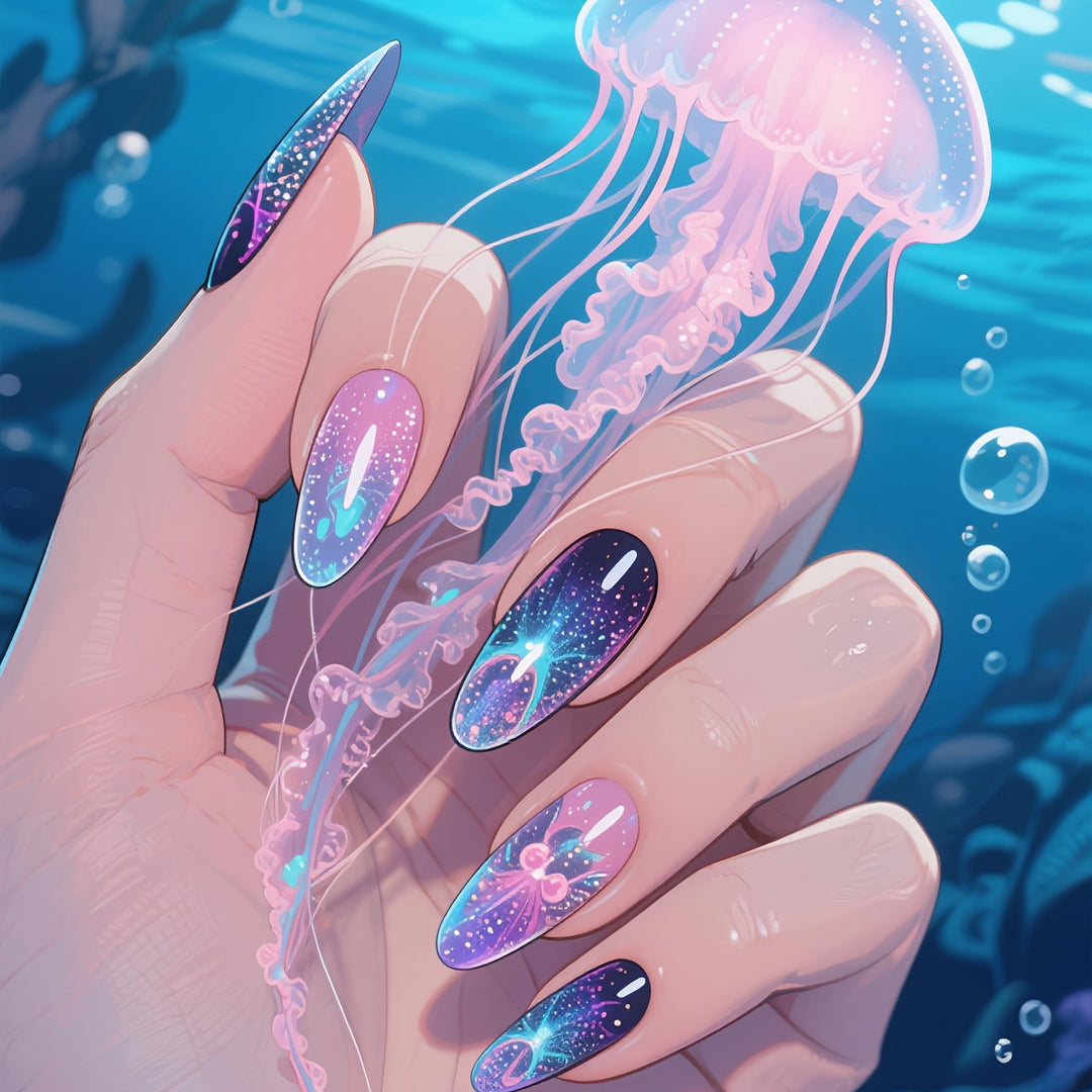 Artificial nails with glittering underwater motif Bowlift