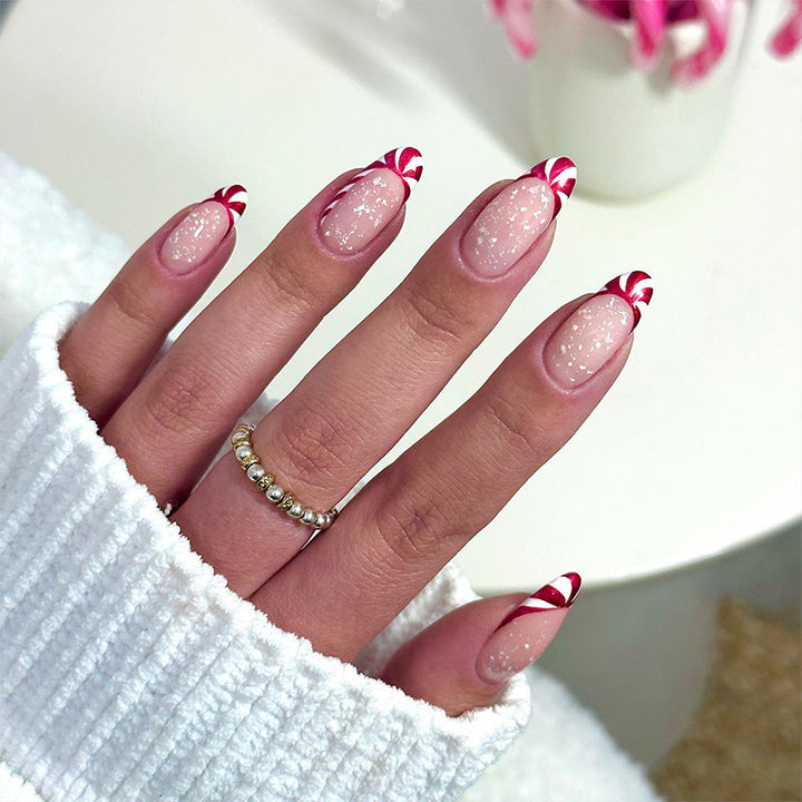 Artful stiletto nails with heart-shaped accents Bowlift