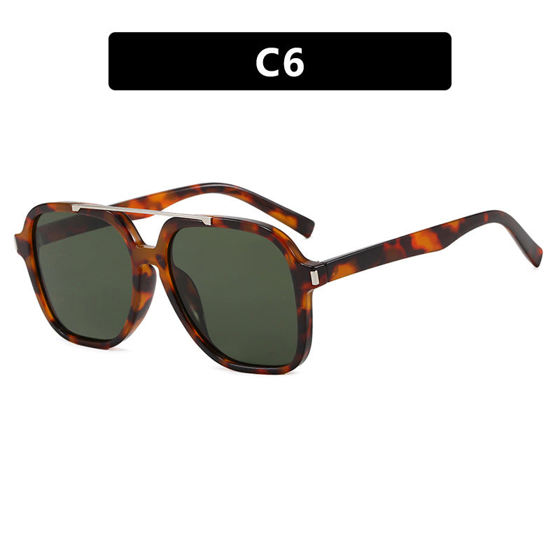 Women's square sunglasses with protective UV filter and elegant frame Bowlift