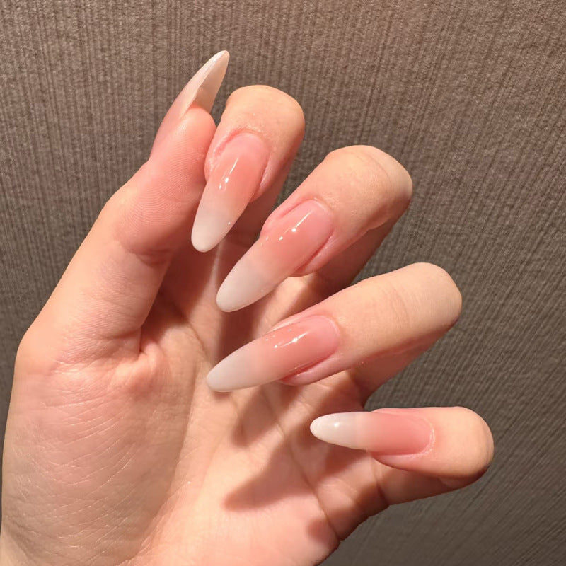 Elegant Stiletto Press-On Nails with Ombre Finish Bowlift
