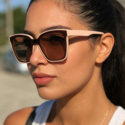 Ladies fashionable sunglasses in elegant square frame design Bowlift