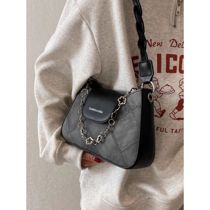 Fashion Statement Handbag Bowlift